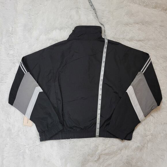 Windbreaker Jacket Large - Picture 8 of 12